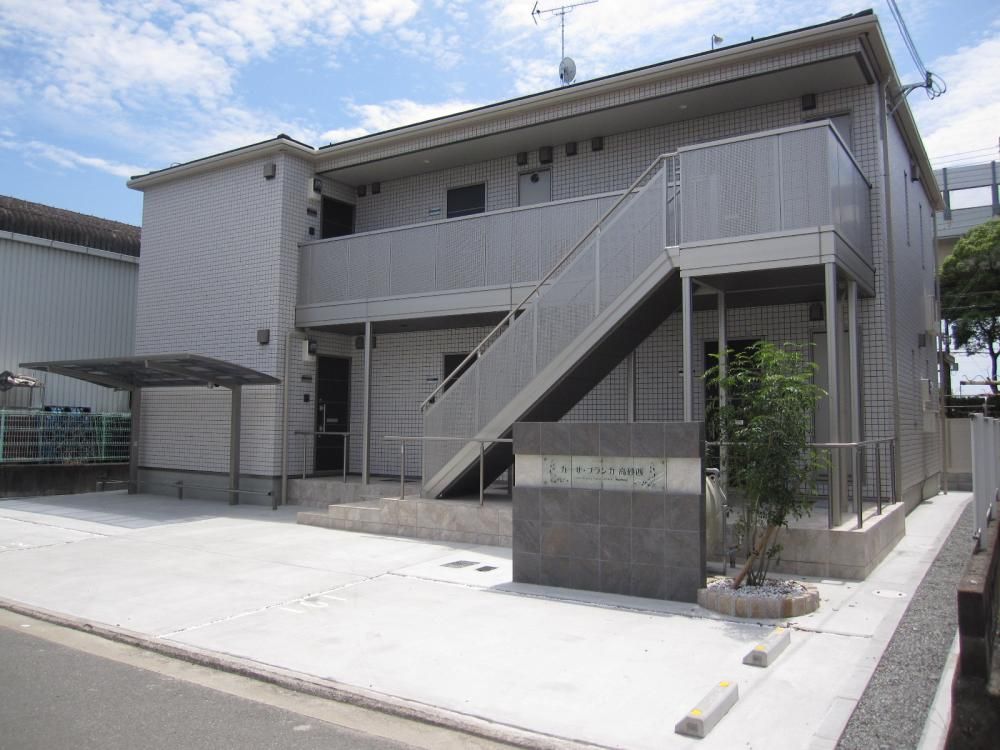 兵庫県高砂市中筋2丁目のハイツの建物外観