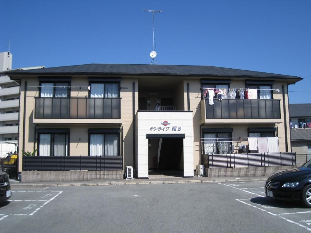 兵庫県加古川市加古川町河原のアパートの建物外観