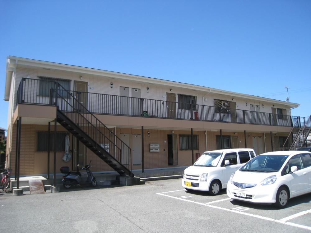 兵庫県高砂市梅井4丁目のアパートの建物外観