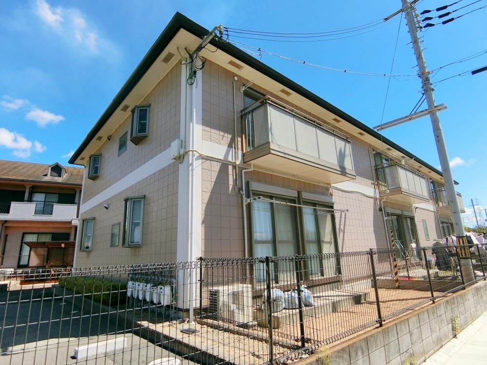 兵庫県加古川市尾上町長田のハイツの建物外観