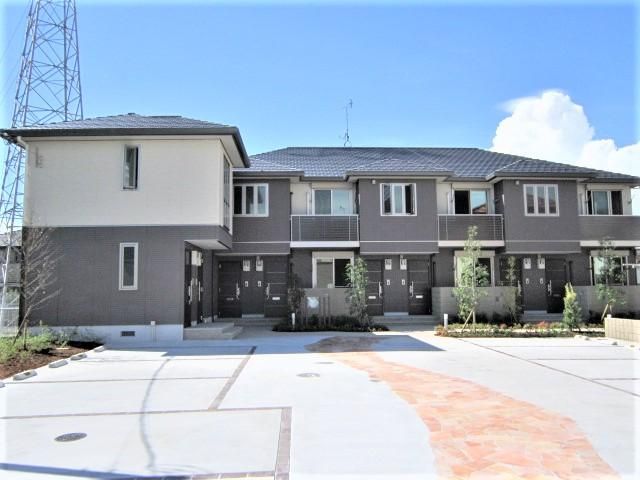 兵庫県加古川市加古川町北在家のハイツの建物外観