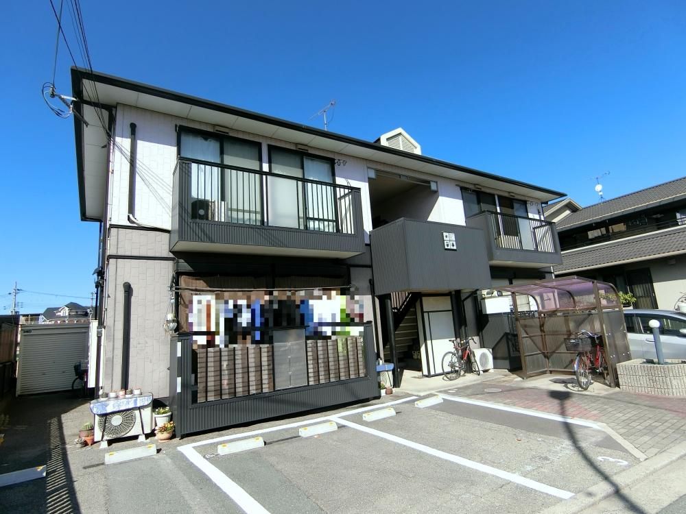 兵庫県高砂市中島2丁目のアパートの建物外観