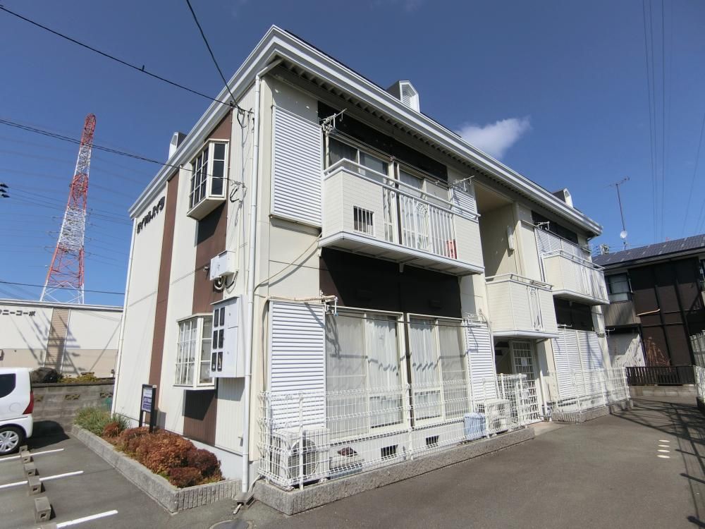 兵庫県高砂市松陽1丁目のアパートの建物外観